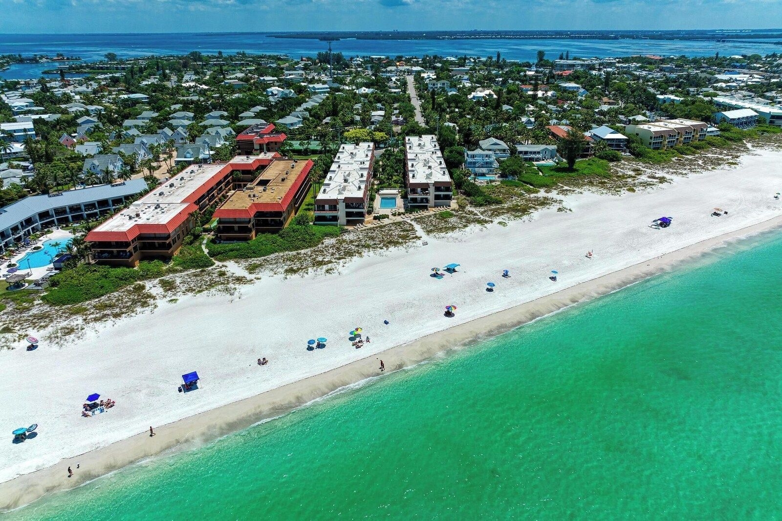 Cabana Beach Club No.9