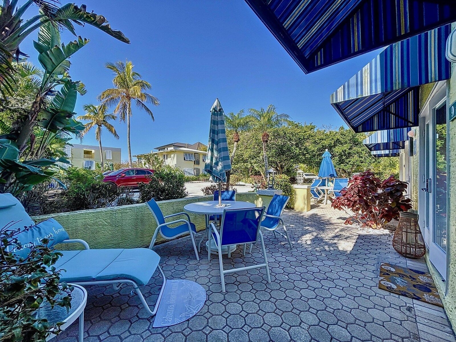 Cabana Beach Club No.9