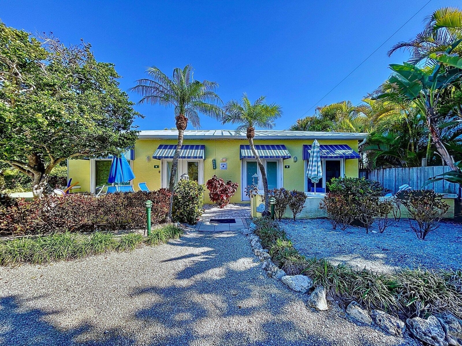 Cabana Beach Club No.9