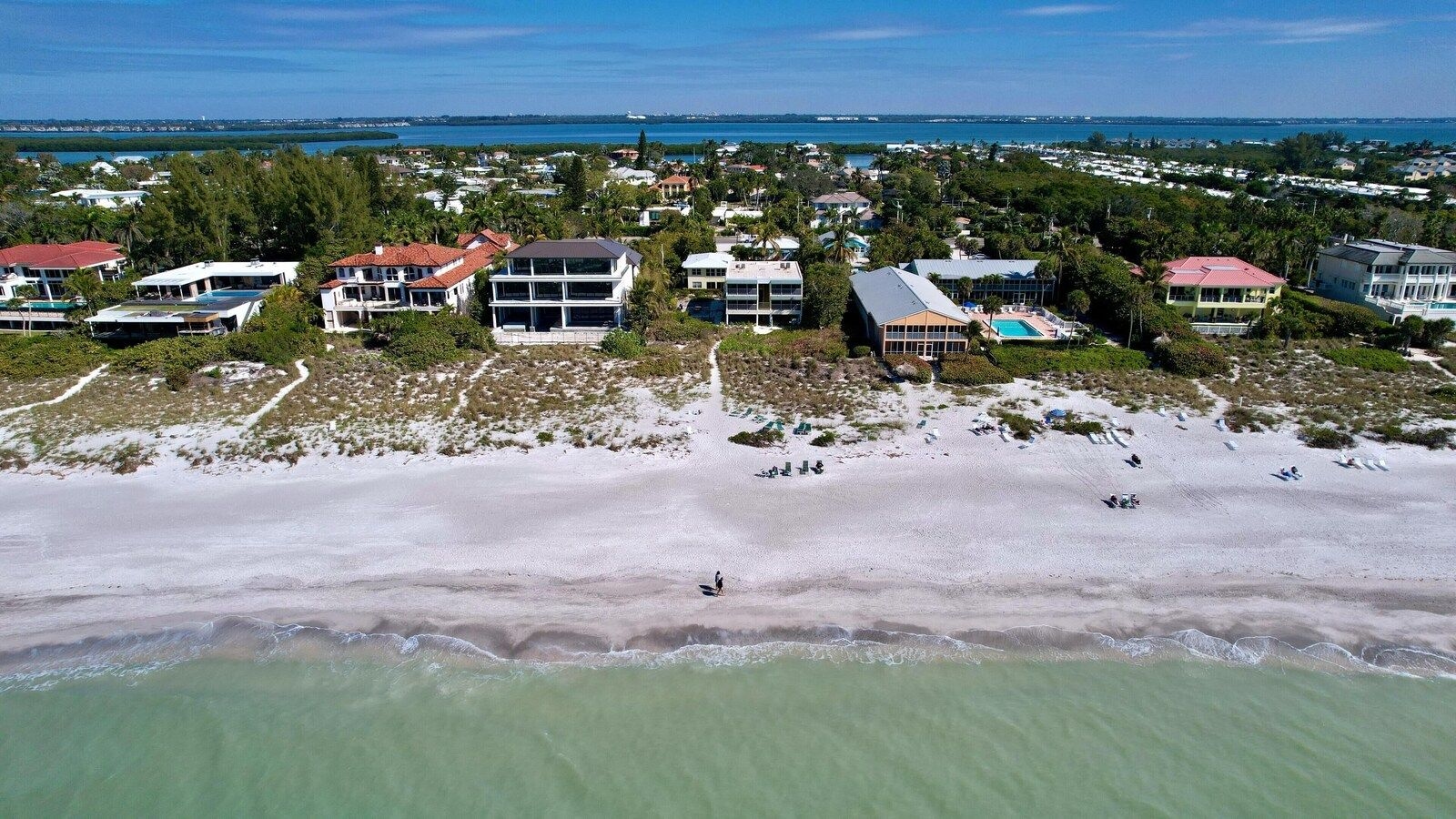 Cabana Beach Club No.9