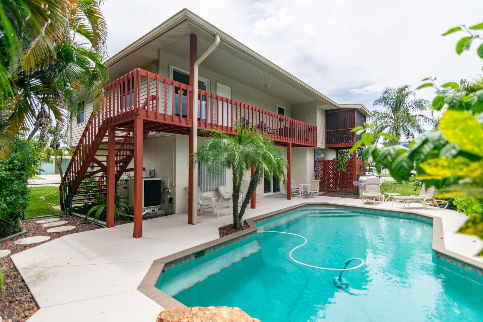 Holmes Beach Trio C