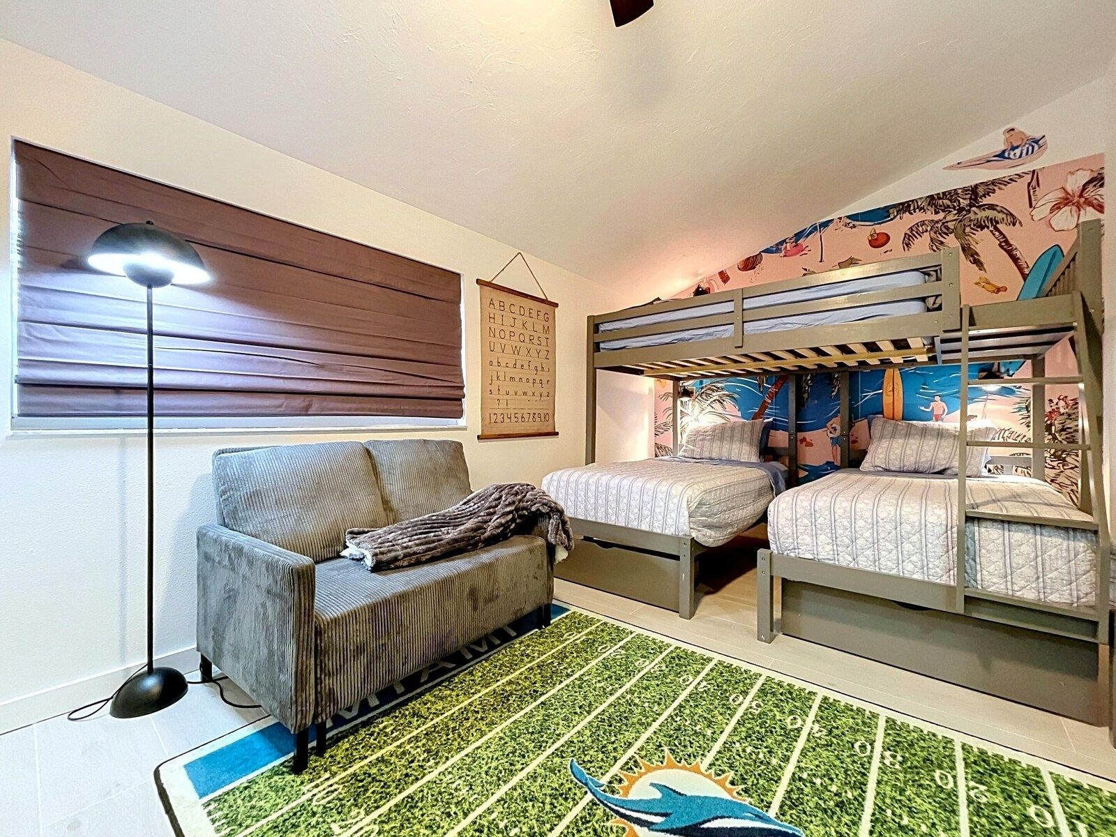 Anna Maria Gem 3BR 2BA
