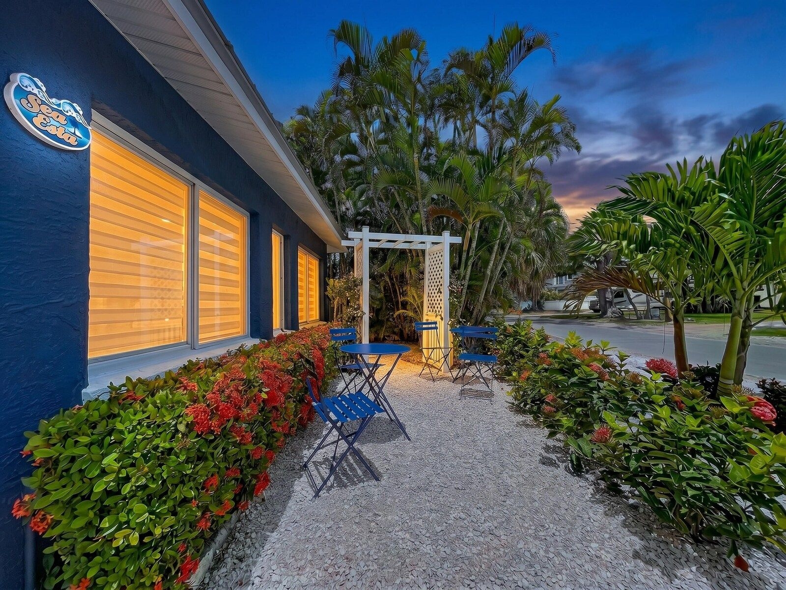 Anna Maria Gem 3BR 2BA
