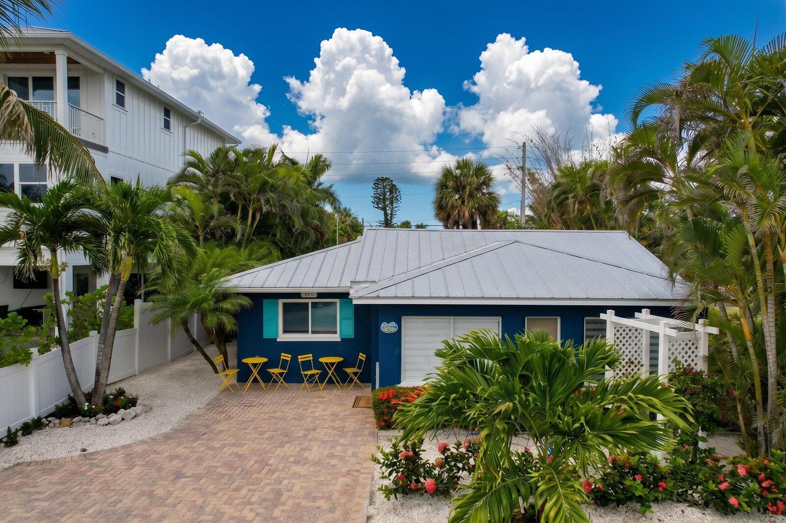 Anna Maria Gem 3BR 2BA