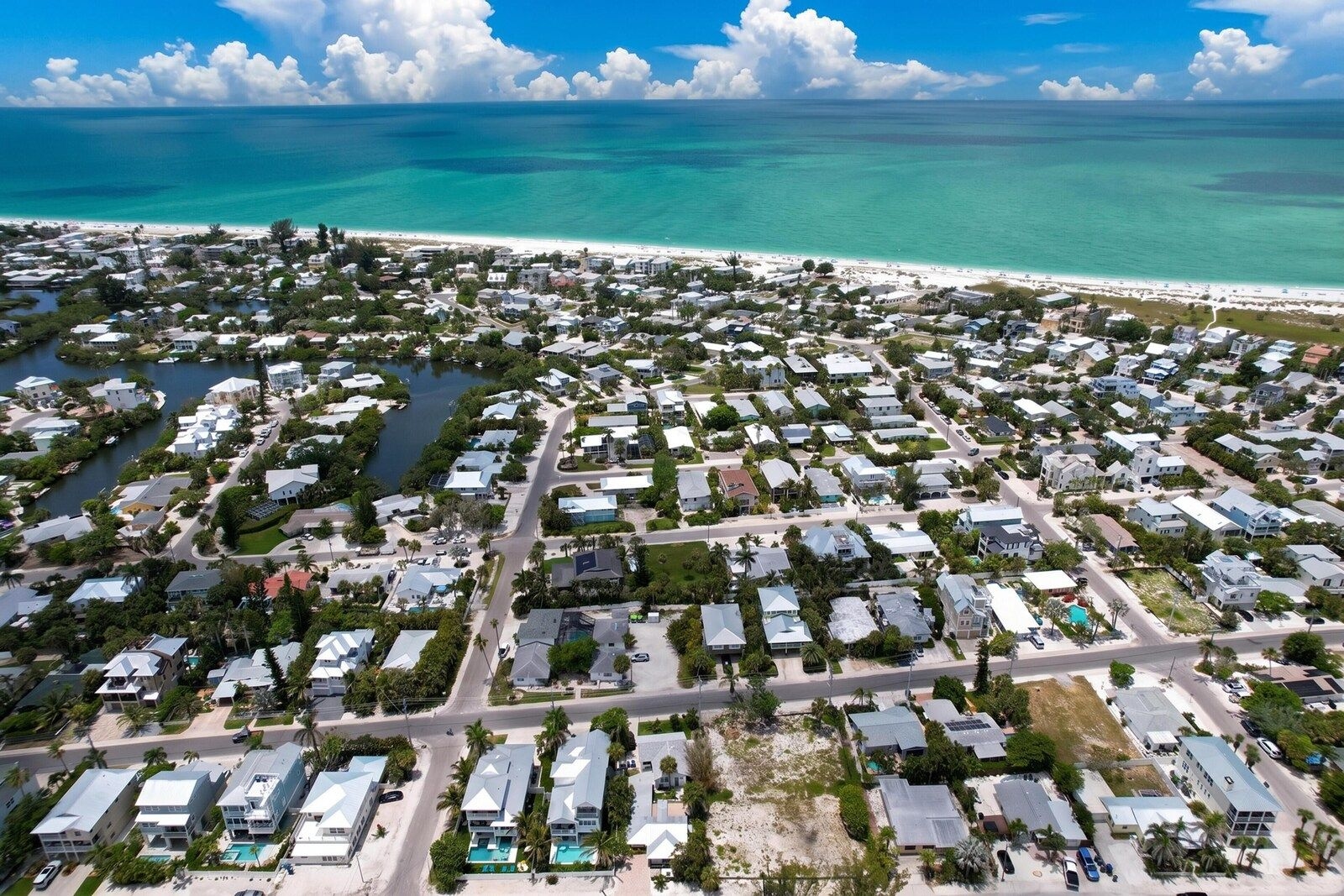 Anna Maria Gem 3BR 2BA