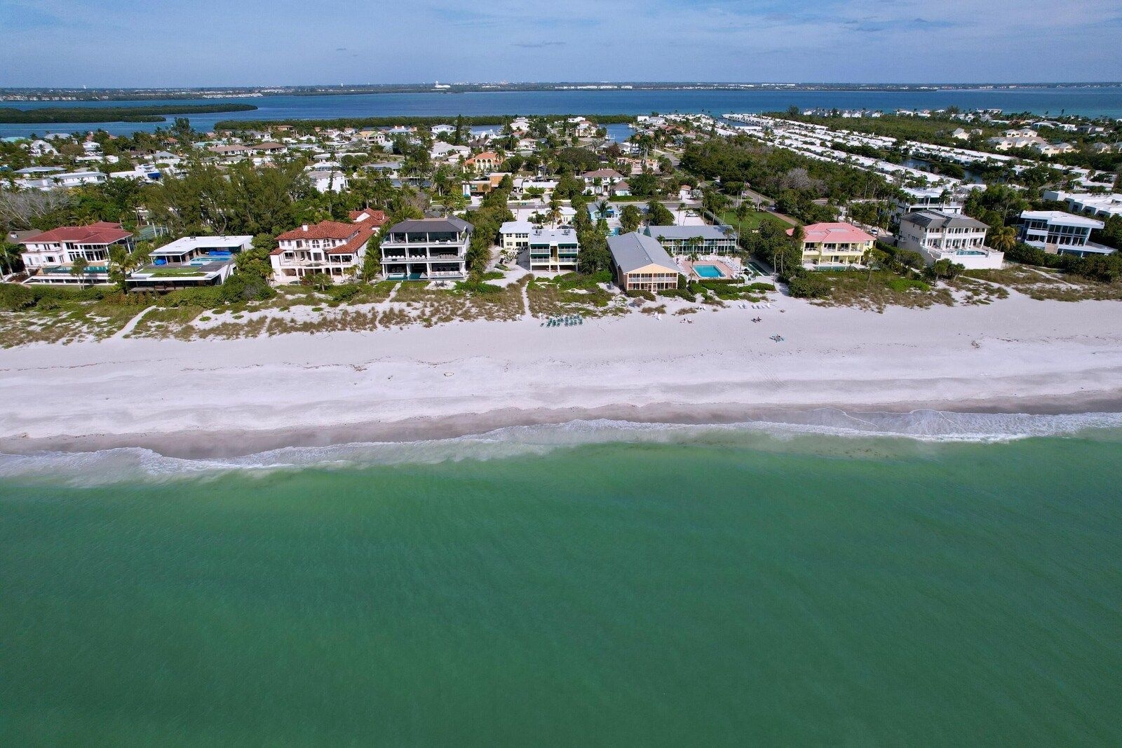 Cabana Beach Club No.10