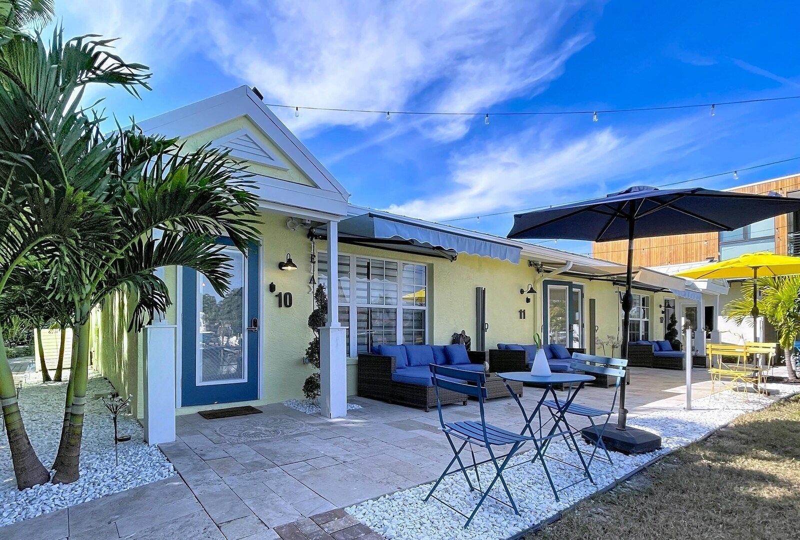 Cabana Beach Club No.10