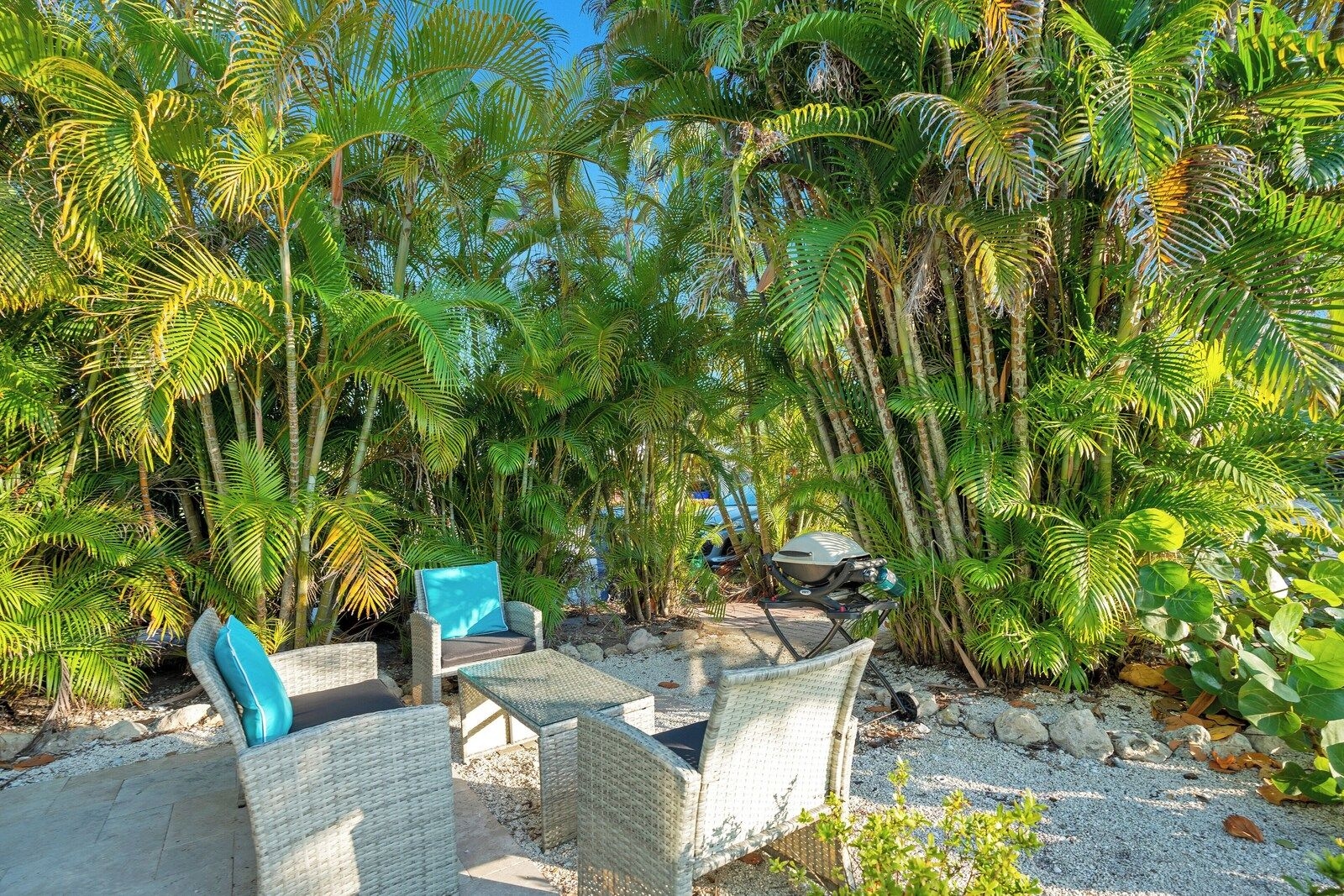 Cabana Beach Club No.11