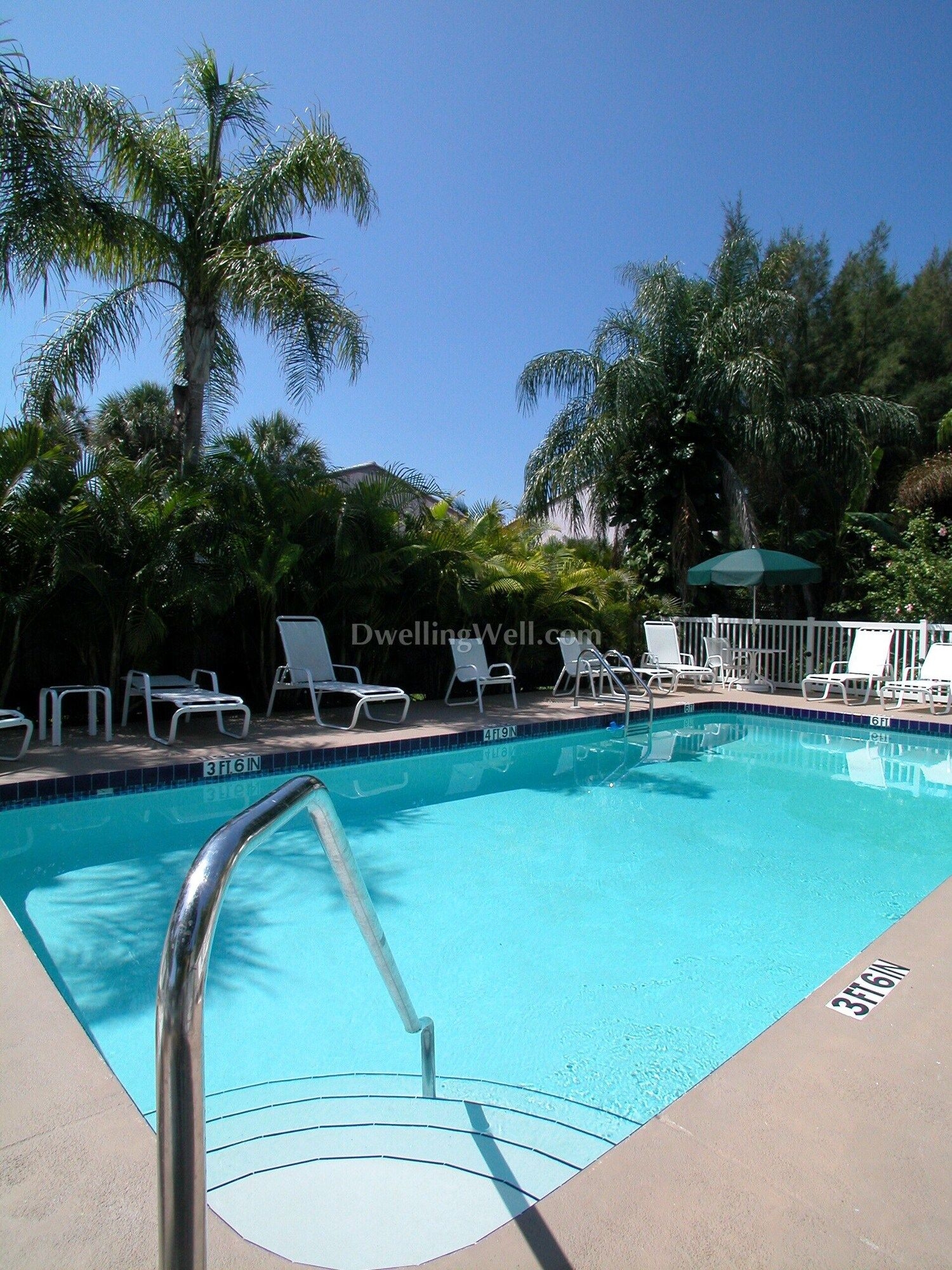 Cabana Beach Club No.11