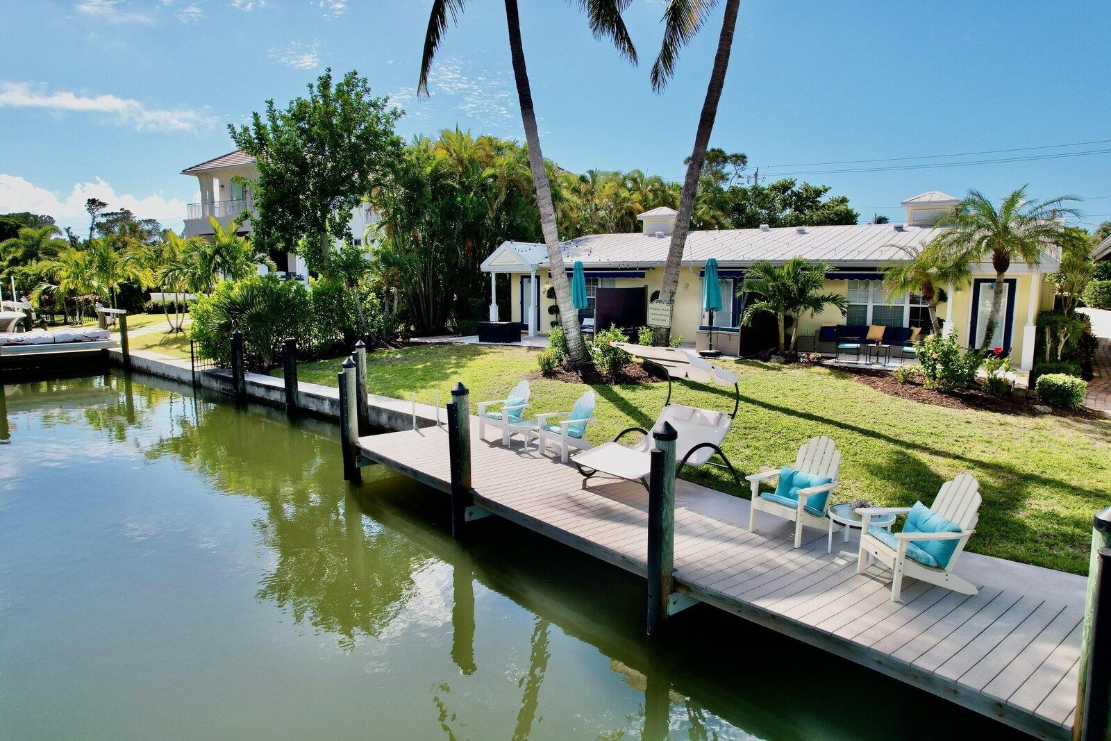 Cabana Beach Club No.11