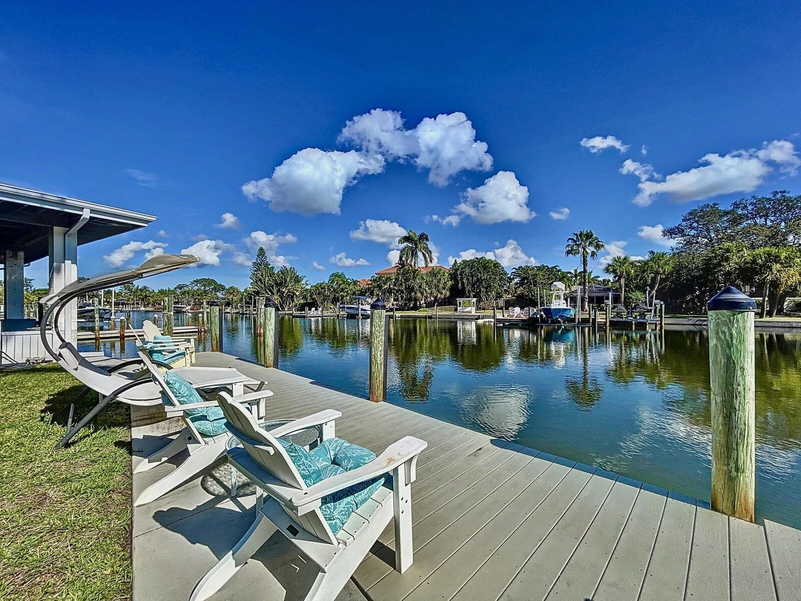 Cabana Beach Club No.11