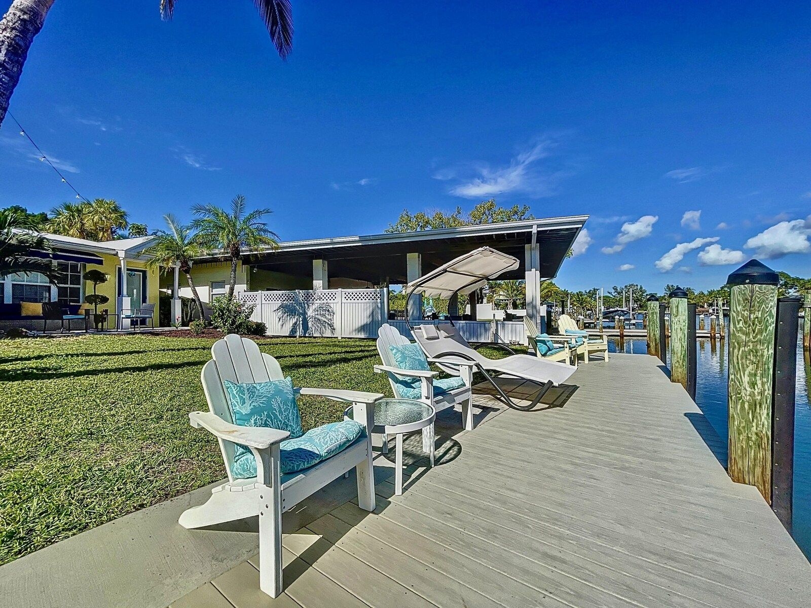Cabana Beach Club No.11