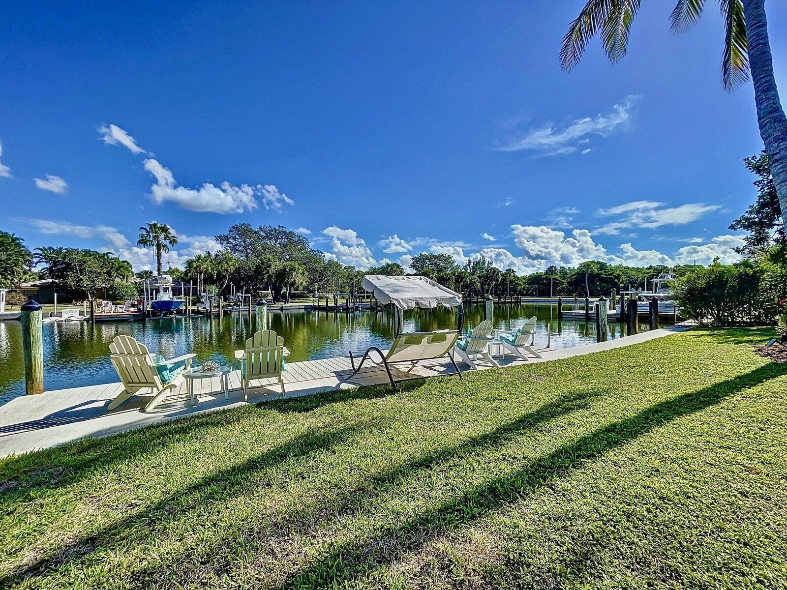 Cabana Beach Club No.11