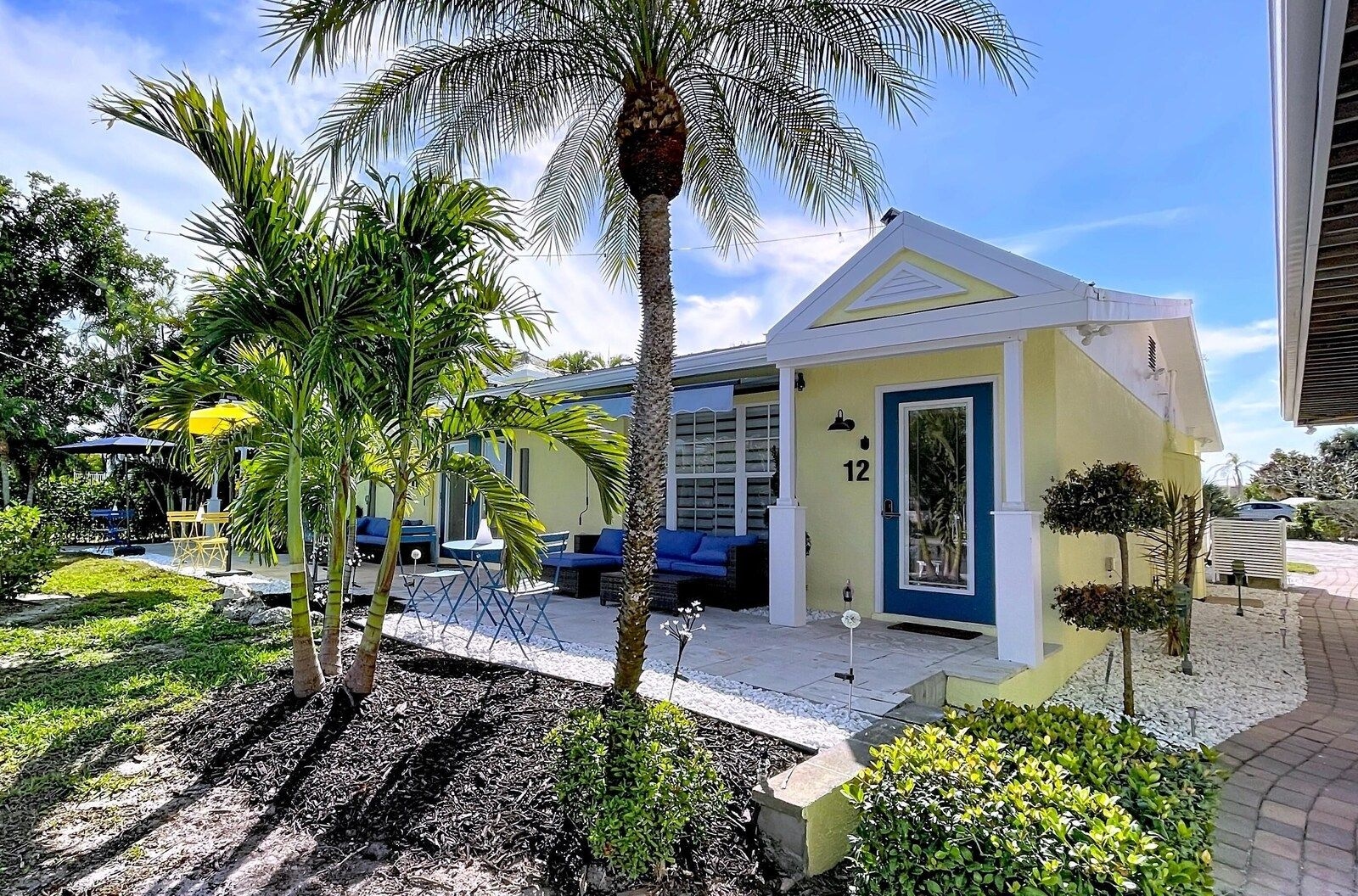 Cabana Beach Club No.11