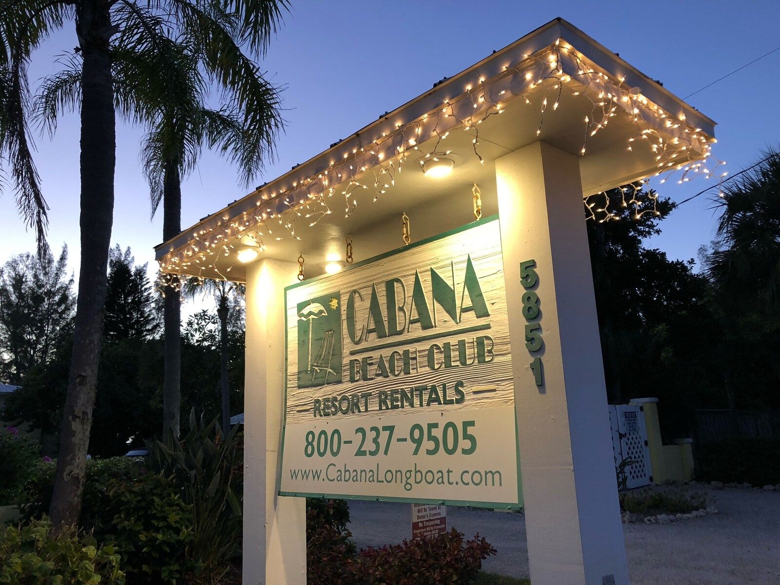 Cabana Beach Club No.8