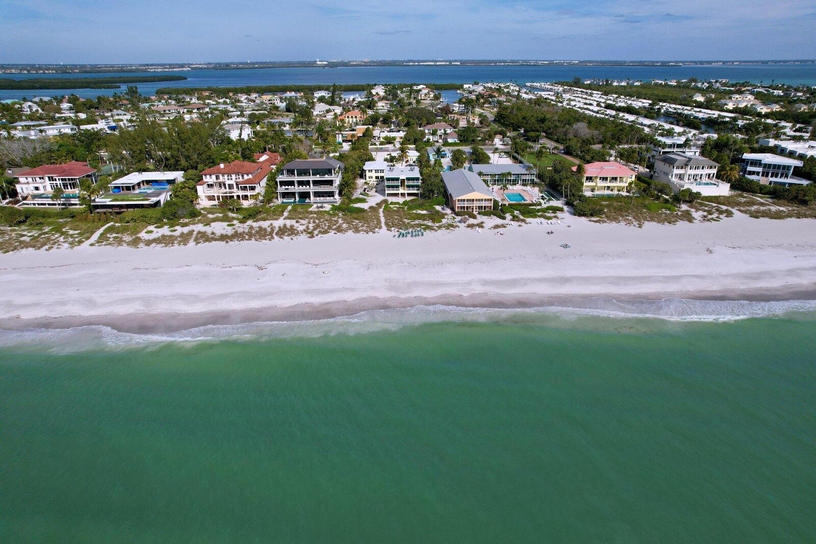 Cabana Beach Club No.8