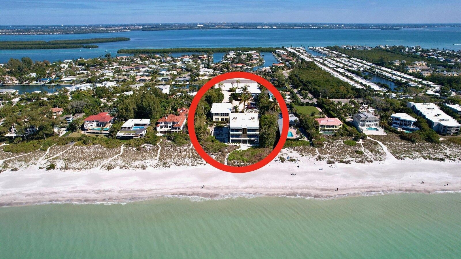 Cabana Beach Club No.8