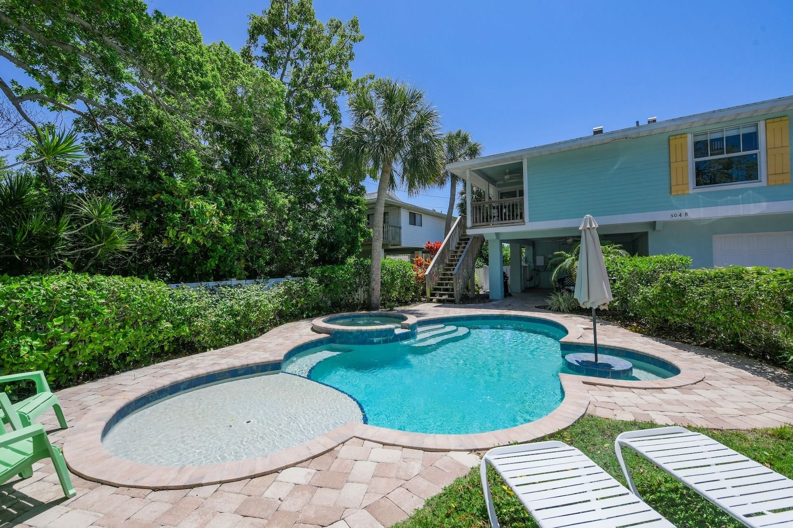 Holmes Beach Trio C