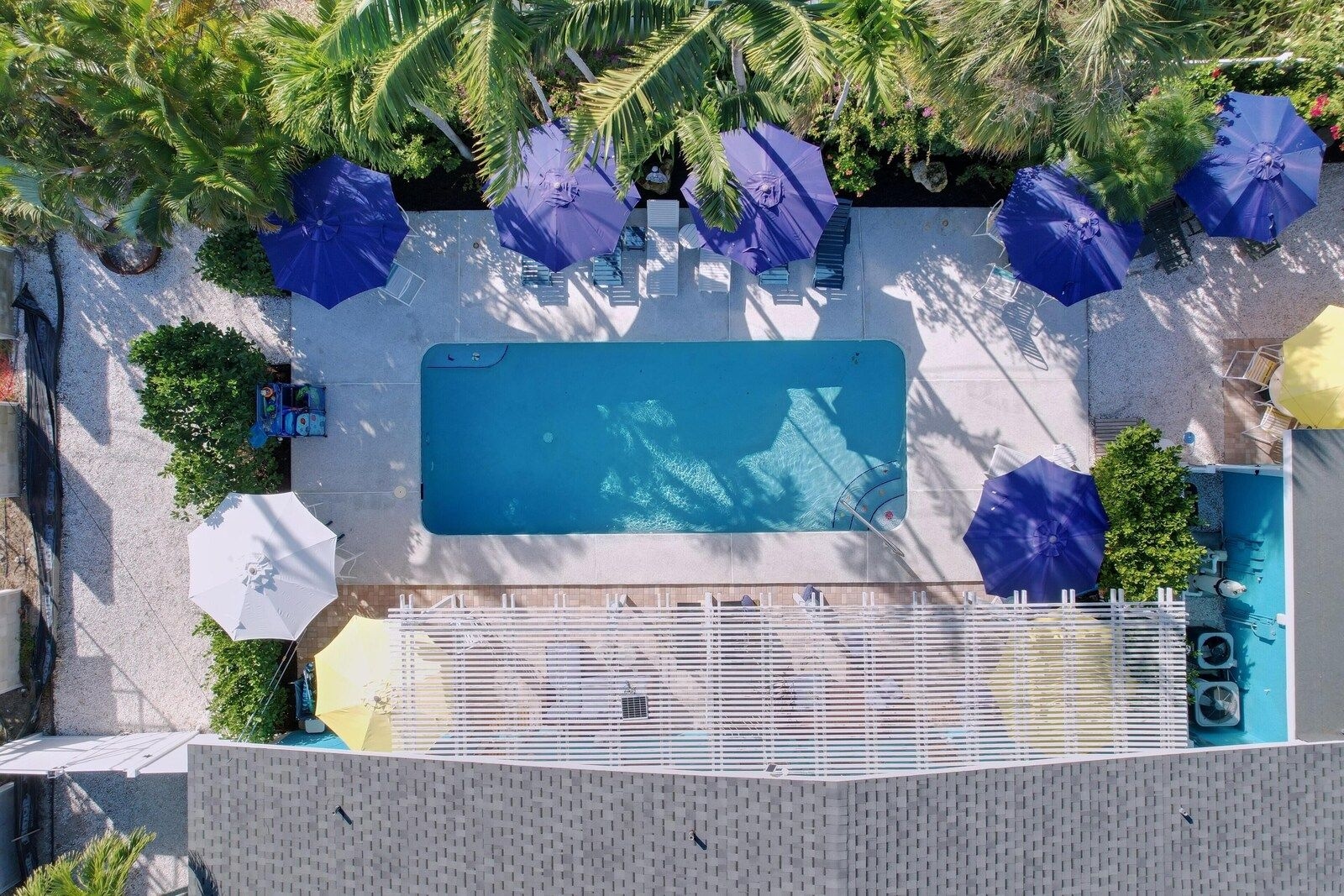 Holmes Beach Trio C