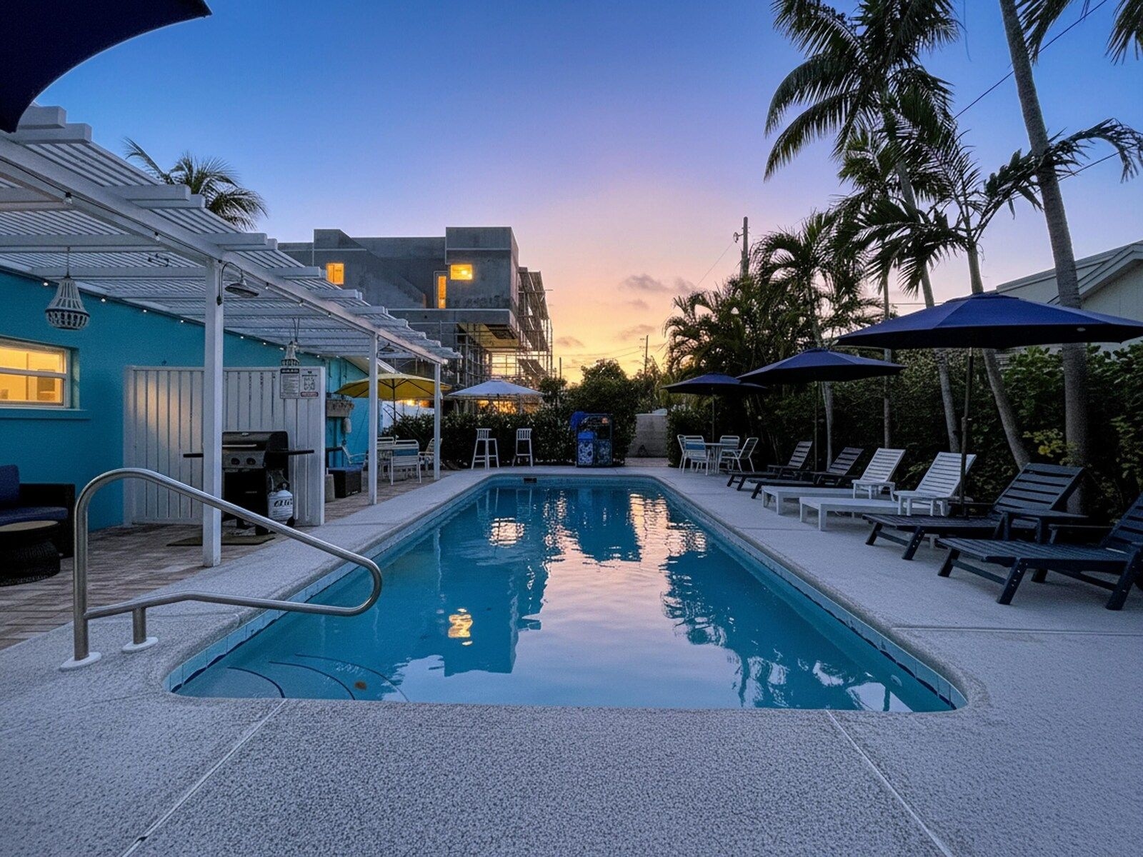 Holmes Beach Trio C