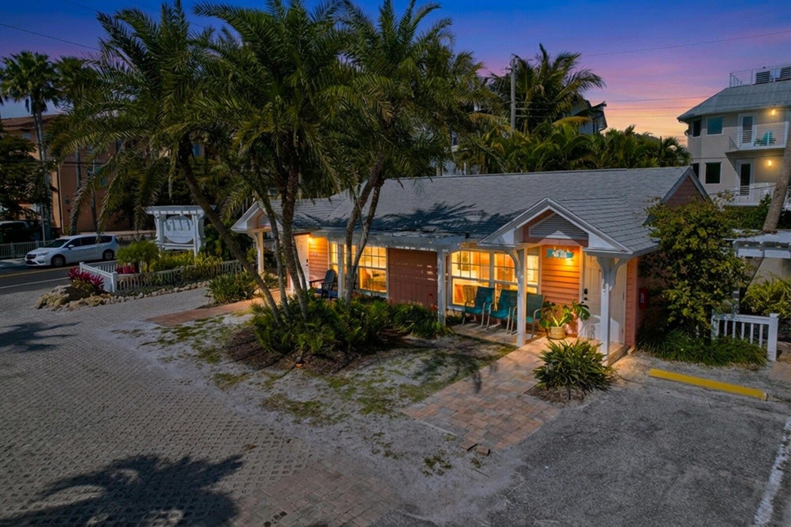Tradewinds cottage