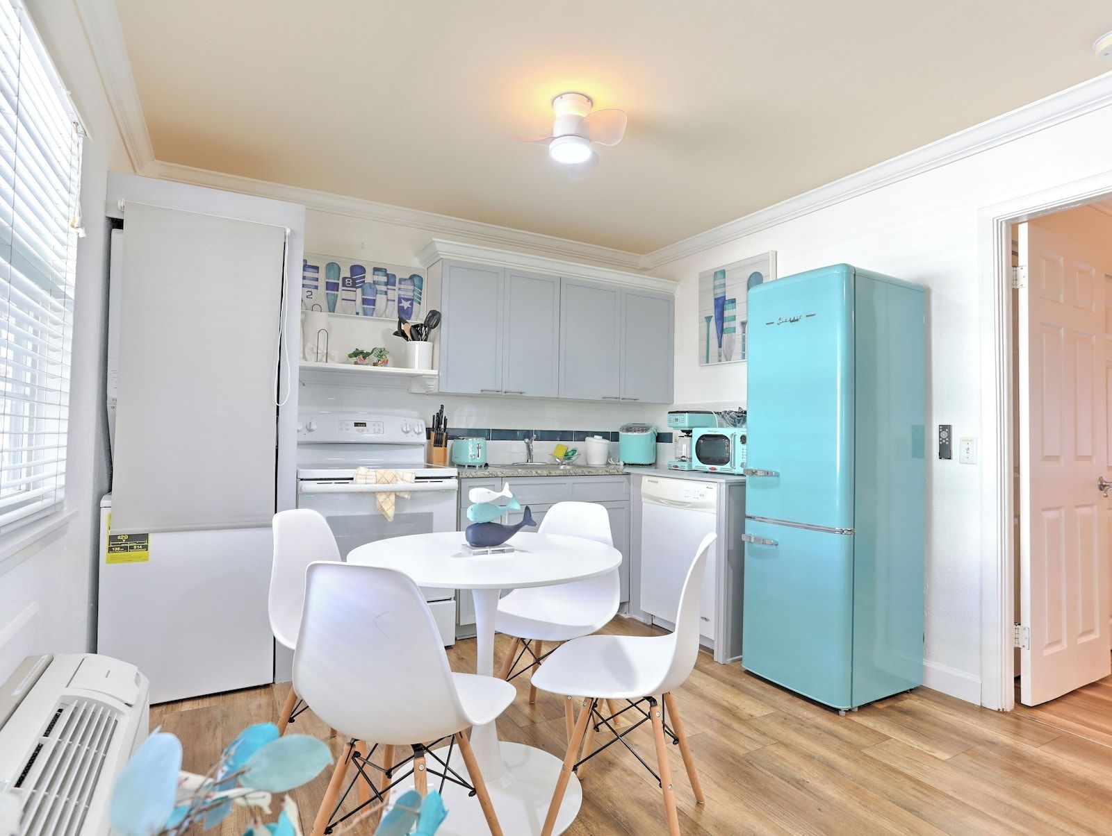 Tradewinds Resort cottage No.32