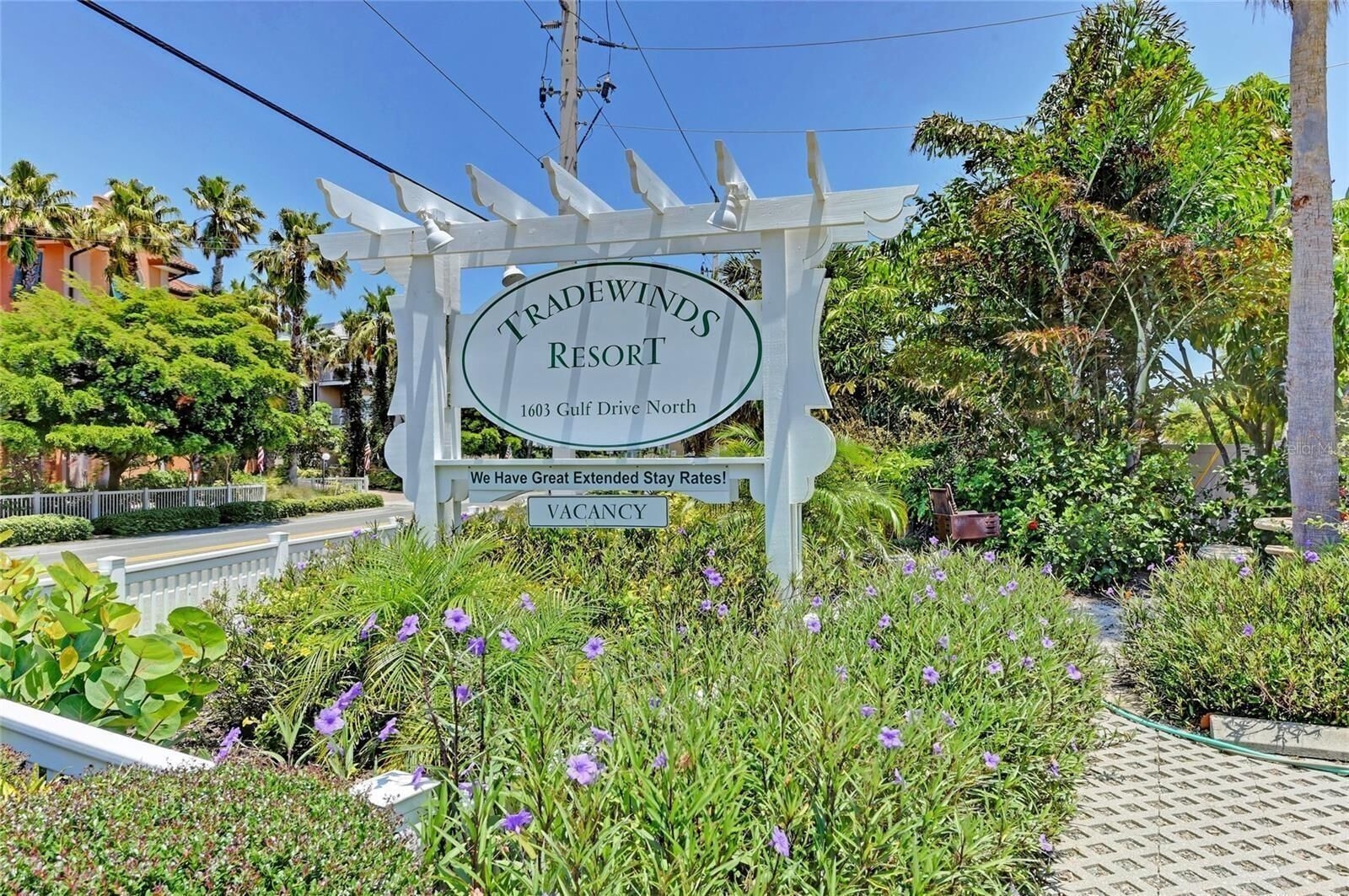 Tradewinds Resort cottage No.32