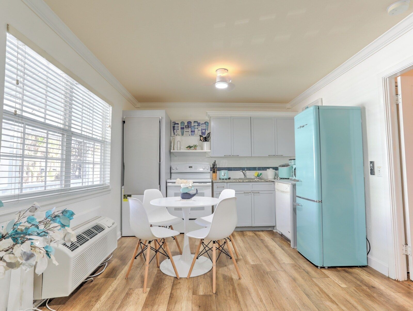Tradewinds Resort cottage No.32