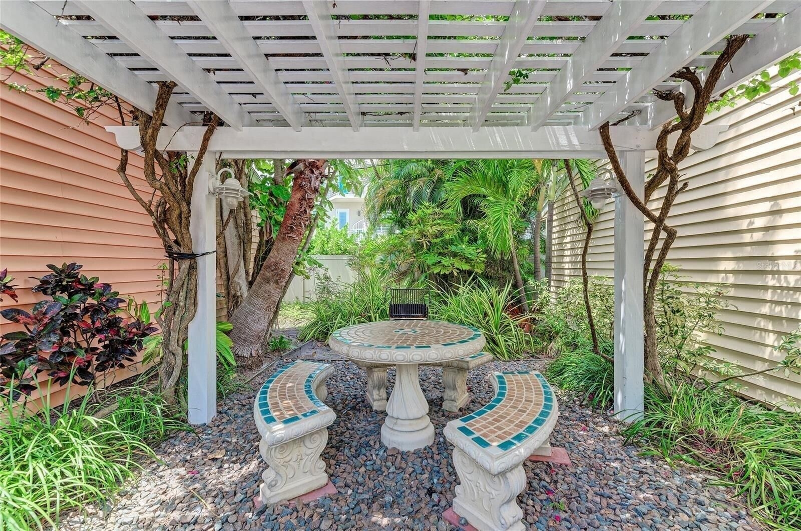 Tradewinds Resort cottage No.32