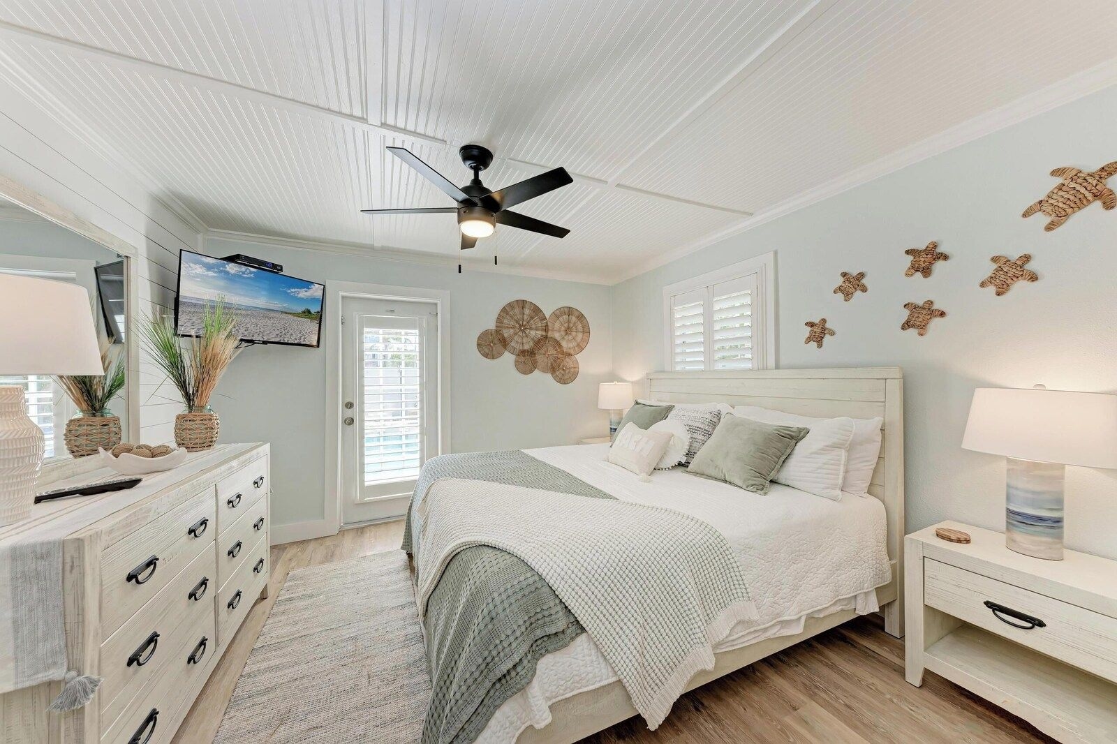 Tradewinds Resort cottage No.32