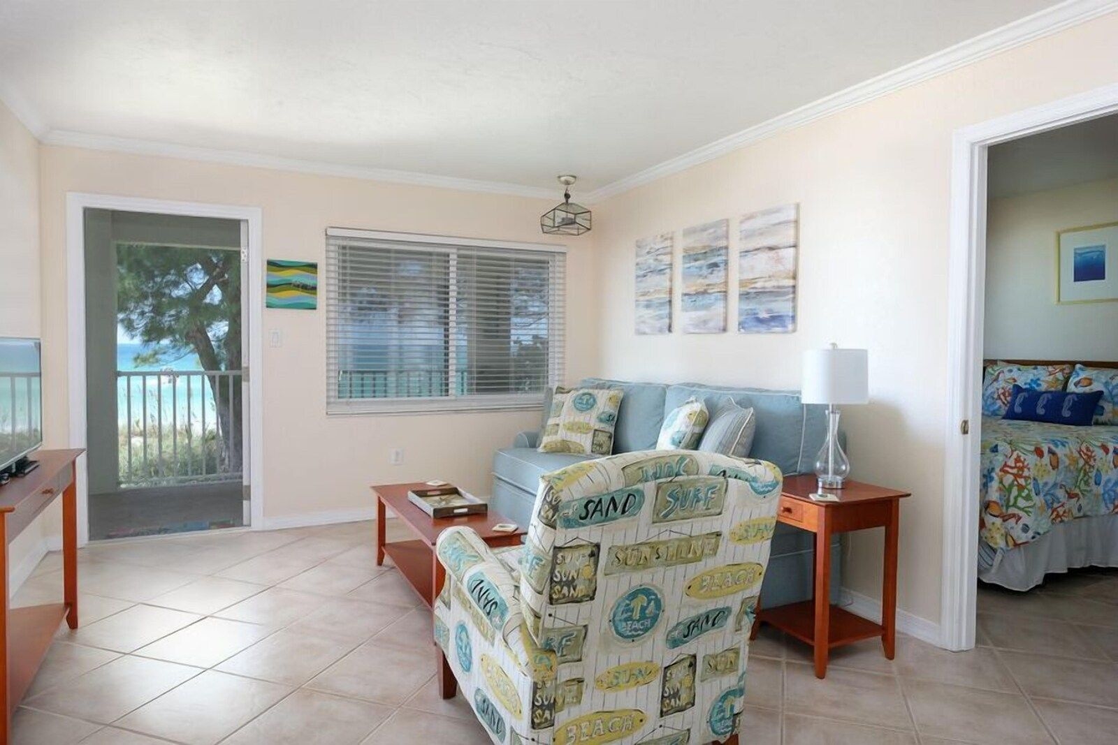 Tradewinds Resort cottage No.32